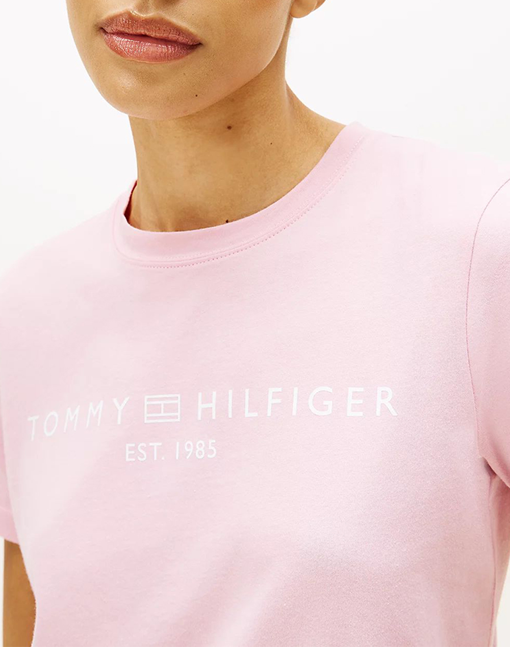 TOMMY HILFIGER REG CORP LOGO C-NK SS