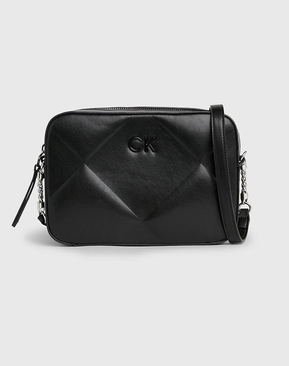 CALVIN KLEIN QUILT CAMERA BAG (Dimensiuni: 23 x 16 x 6 cm.)