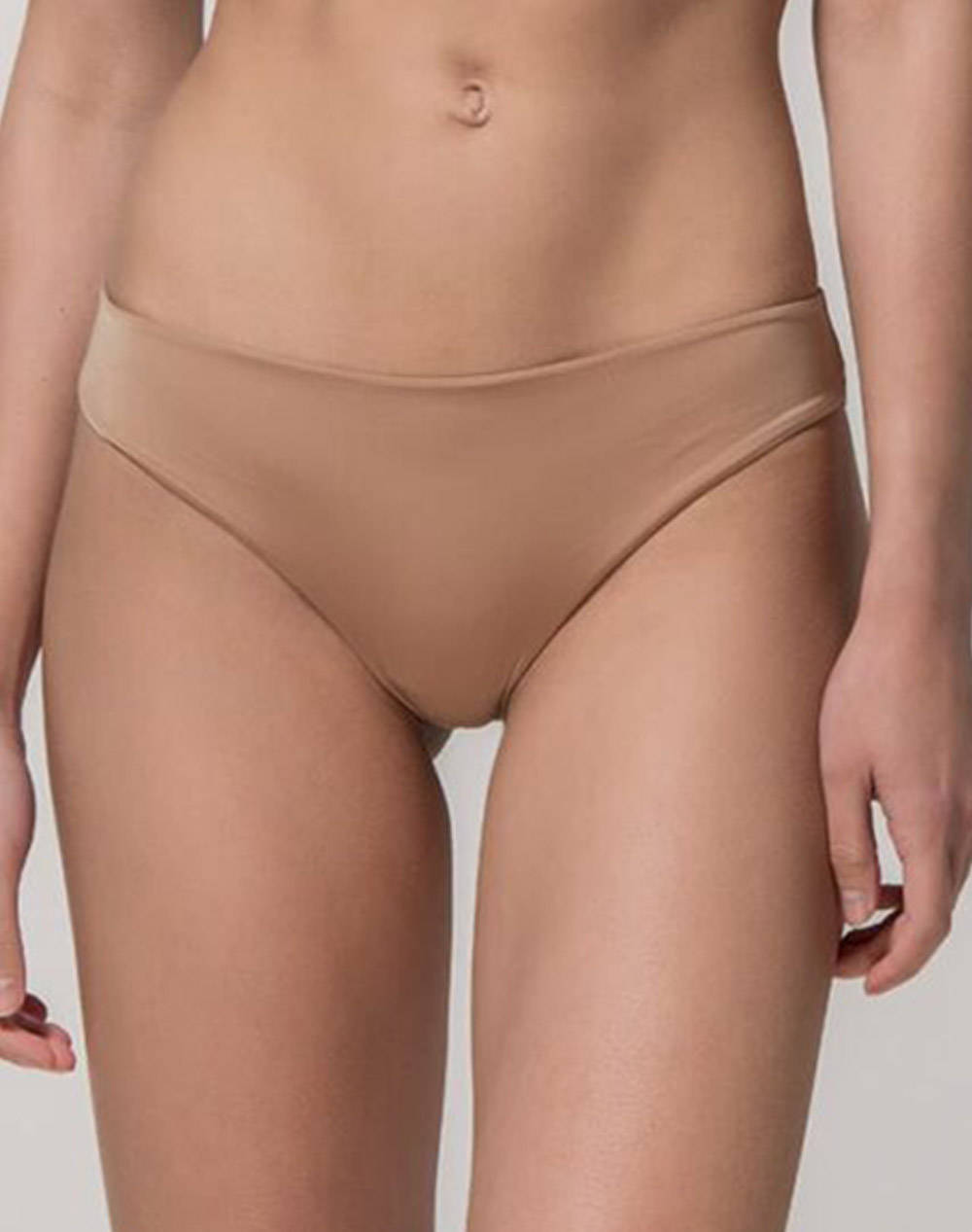 Luna secret brazilian brief
