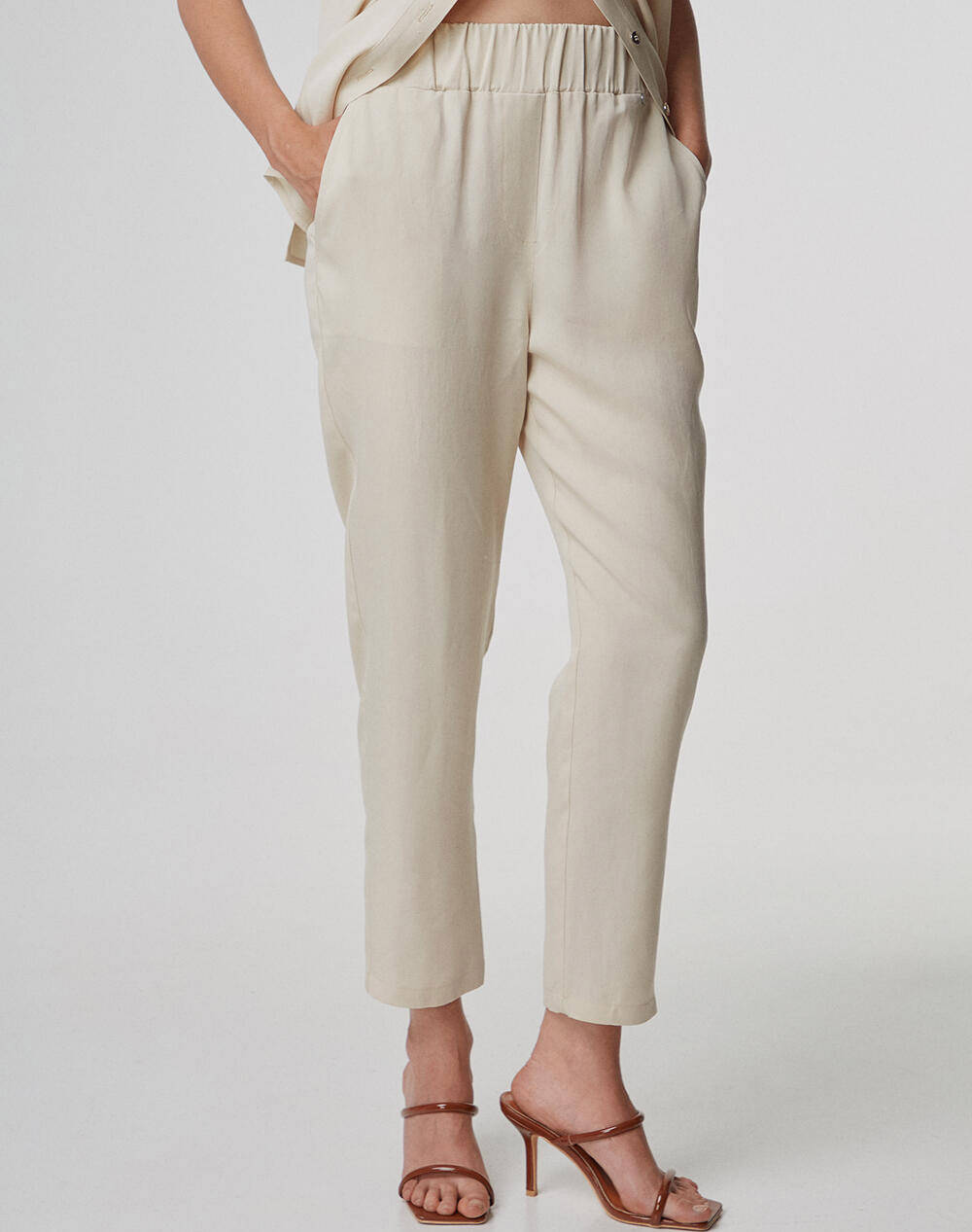 Pantaloni bill cost