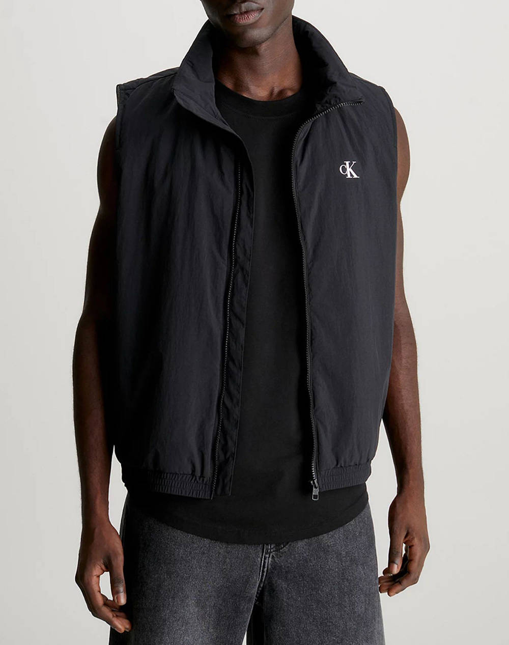 CALVIN KLEIN LIGHTWEIGHT VEST