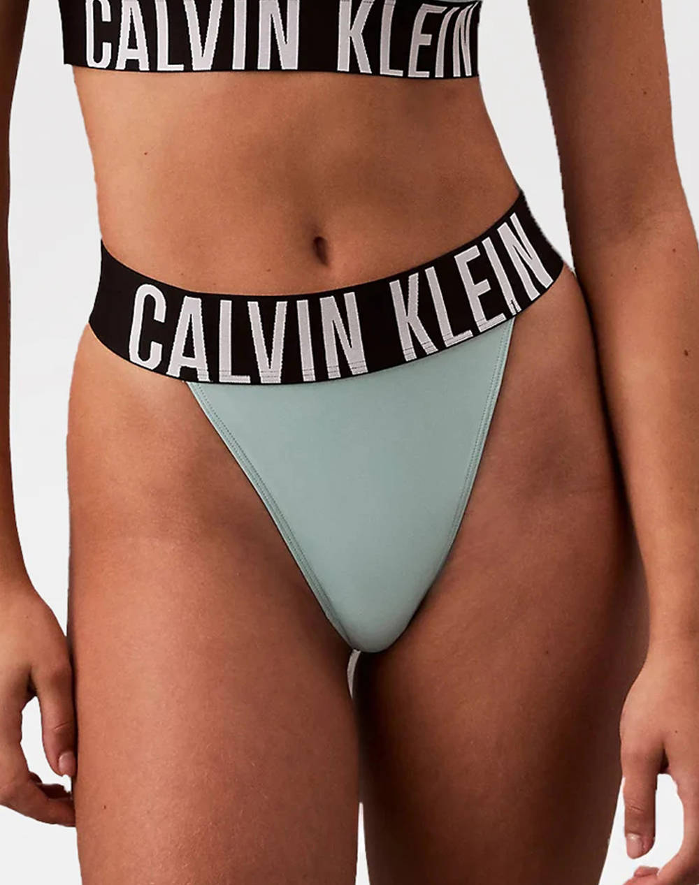 CALVIN KLEIN JEANS HIGH LEG THONG