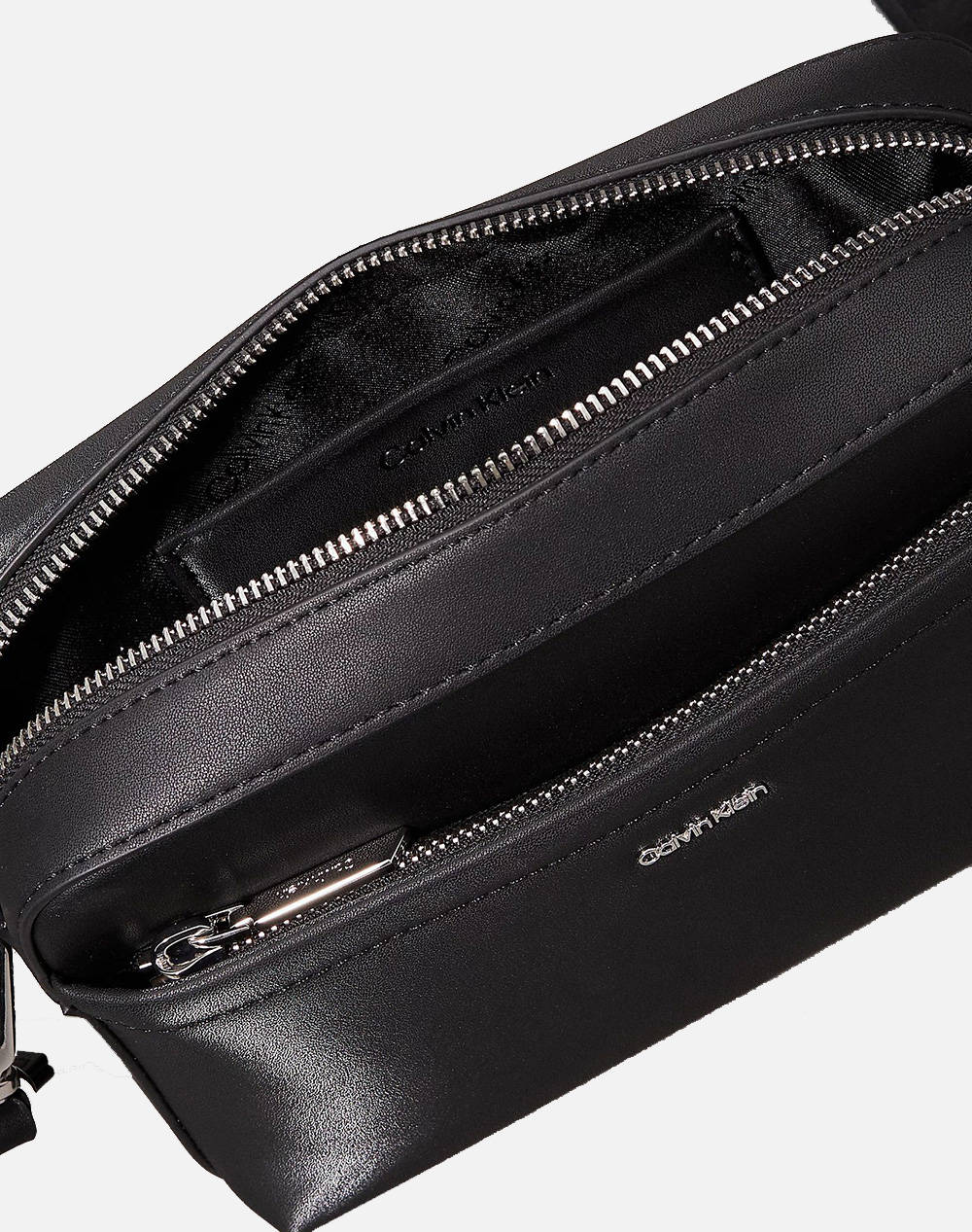 CALVIN KLEIN JEANS CK MUST CONVERTIBLE CAMERA BAG (Dimensiuni: 21.5 x 16.5 x 5cm.)