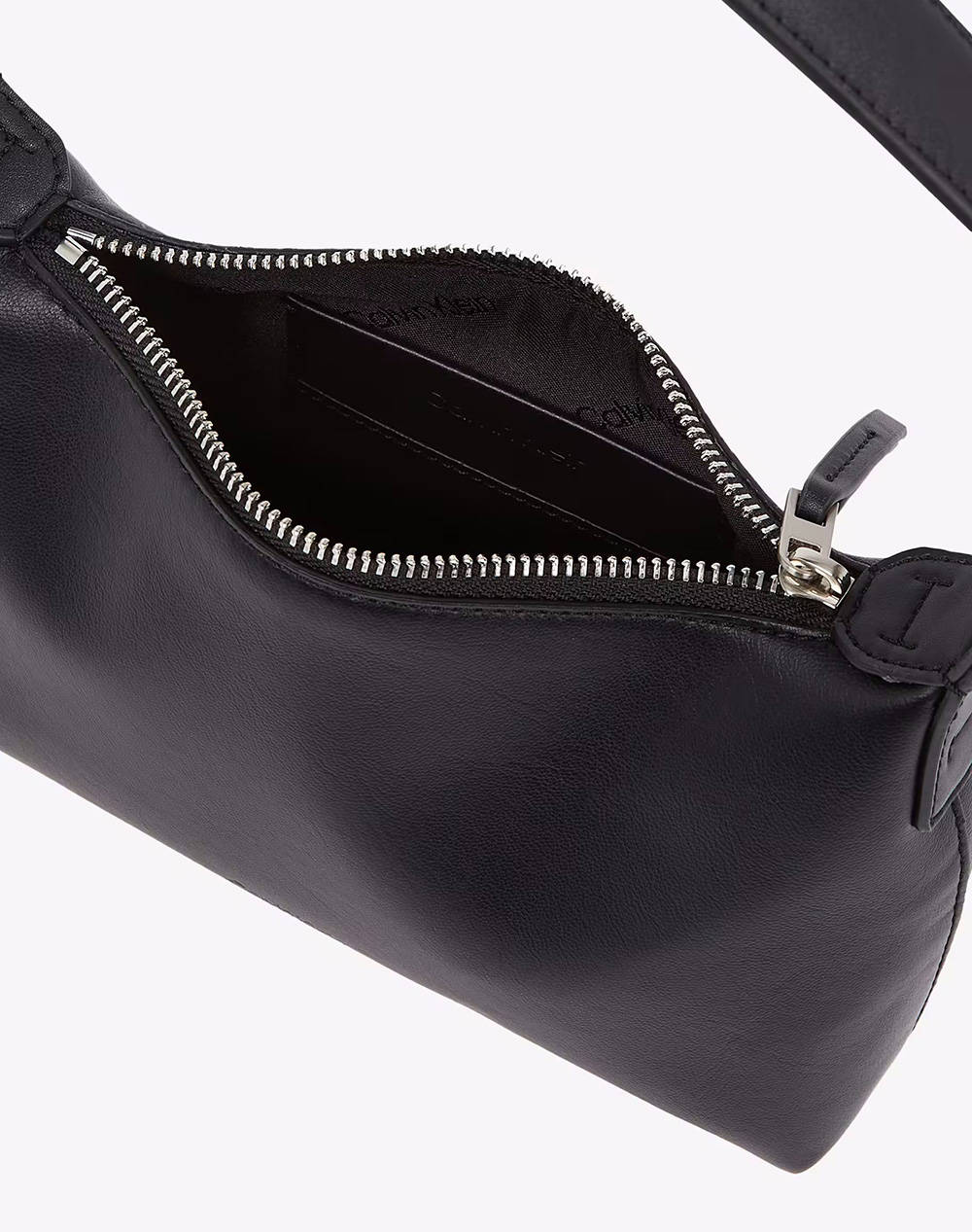 CALVIN KLEIN HARDWARE HANDLE MINI BAG (Dimensiuni: 14.5 x 22 x 6cm.)