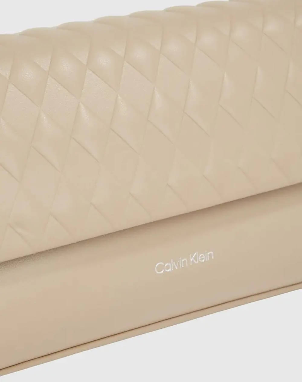 CALVIN KLEIN MINI QUILT CHAIN MINI CROSSBODY (Dimensiuni: 21 x 5,5 x 13cm.)