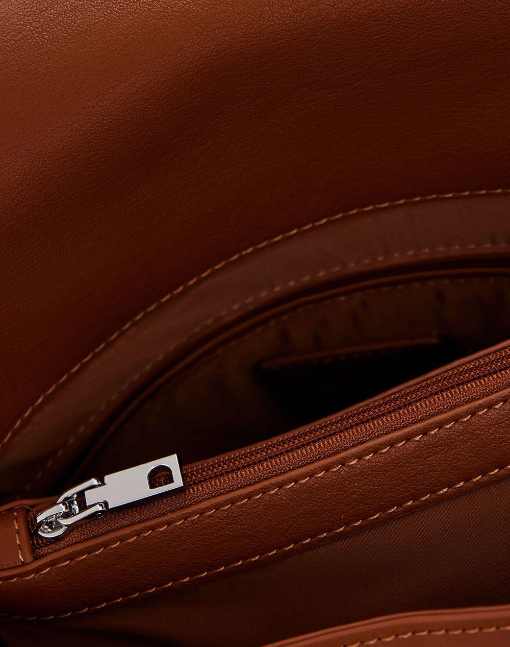 DESIGUAL D2 BACK_HALF HAMPTON CAMEL GEANTA DE DAMA (Dimensiuni: 27 x 31 x 12cm.)