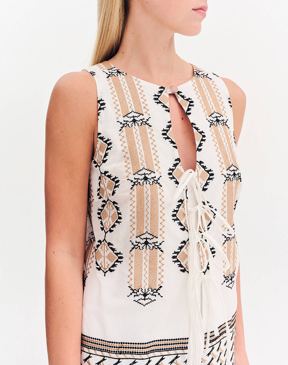FOREL Bluza cu broderie Case Study