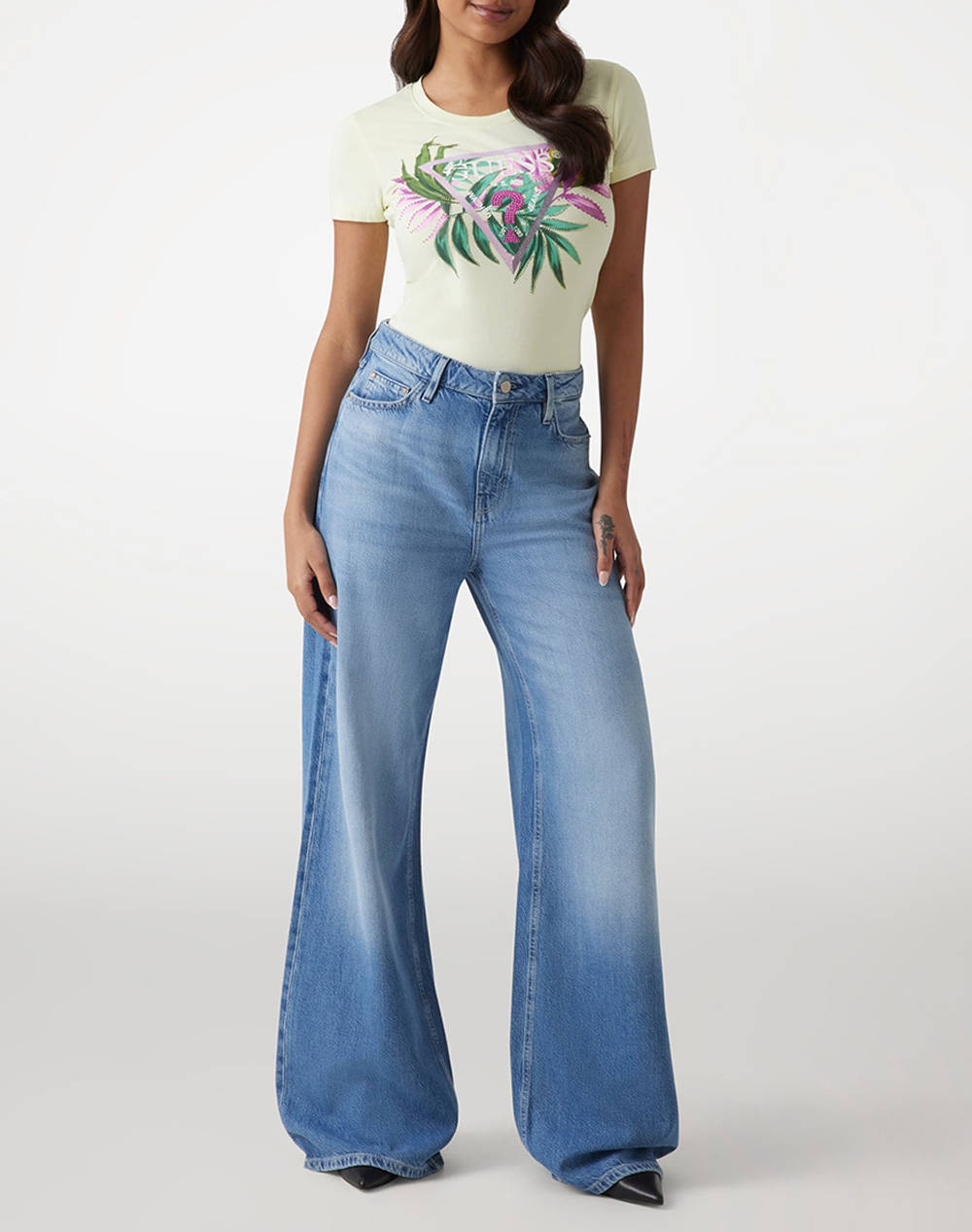 GUESS CN SS LEAF TRIANGLE TEE BLUZA DE DAMA