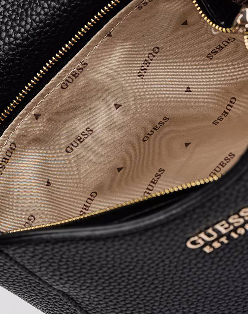 GUESS BRENTON SM GRLFRIEND BUCKT GEANTA DE DAMA (Dimensiuni: 23 x 16 x 8cm.)