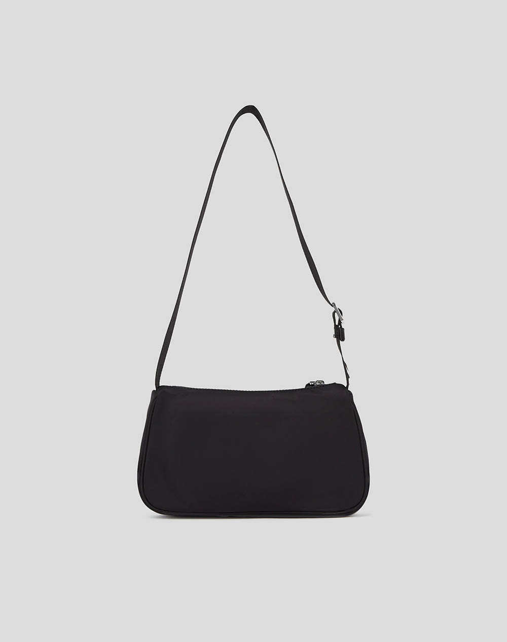 KARL LAGERFELD KLJ ESSENTIAL NYLON SHB (Dimensiuni: 25 x 14 x 5.5cm.)