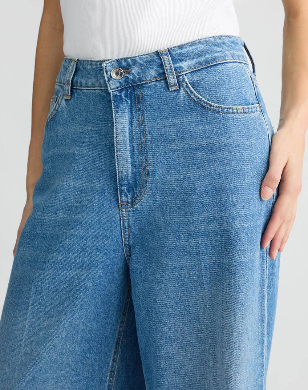 LIU JO WHITE_WA5D11__PANT.FLARE FROG H.W. PANTALONI DE DAMA