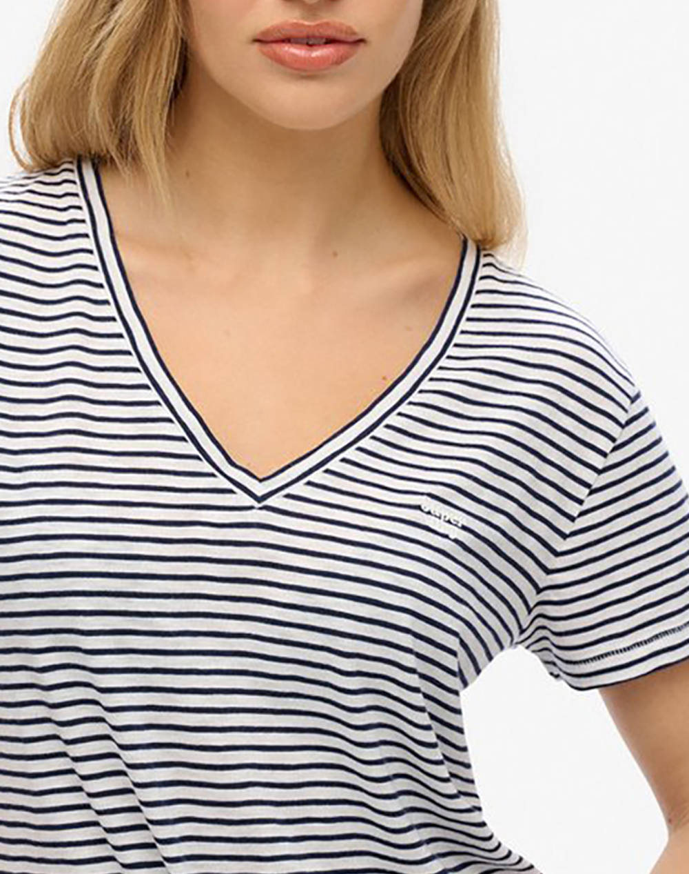 SUPERDRY D1 STUD STUDIOS SLUB EMB VEE TEE BLUZA DE DAMA