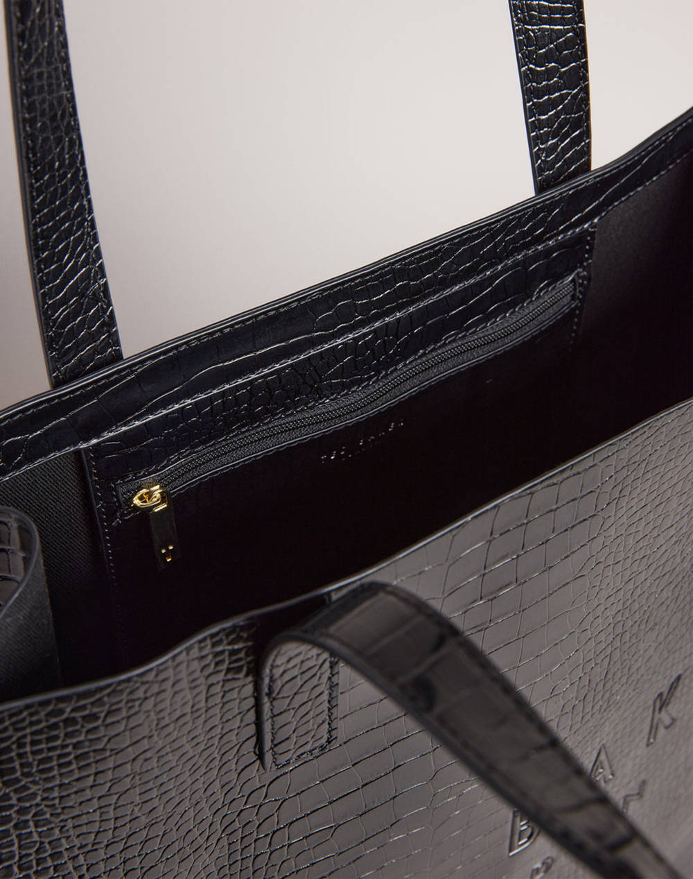 TED BAKER CROCCON Croc Effect Large Icon Bag (Dimensiuni: 34 x 11.5 x 35cm.)