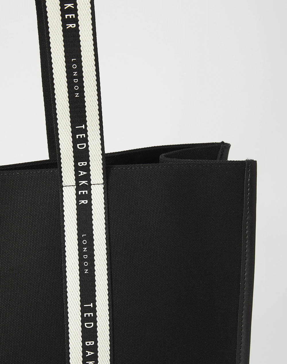 TED BAKER GEORJEY Branded Webbing Canvas Tote (Dimensiuni: 14 x 36 x 45cm.)