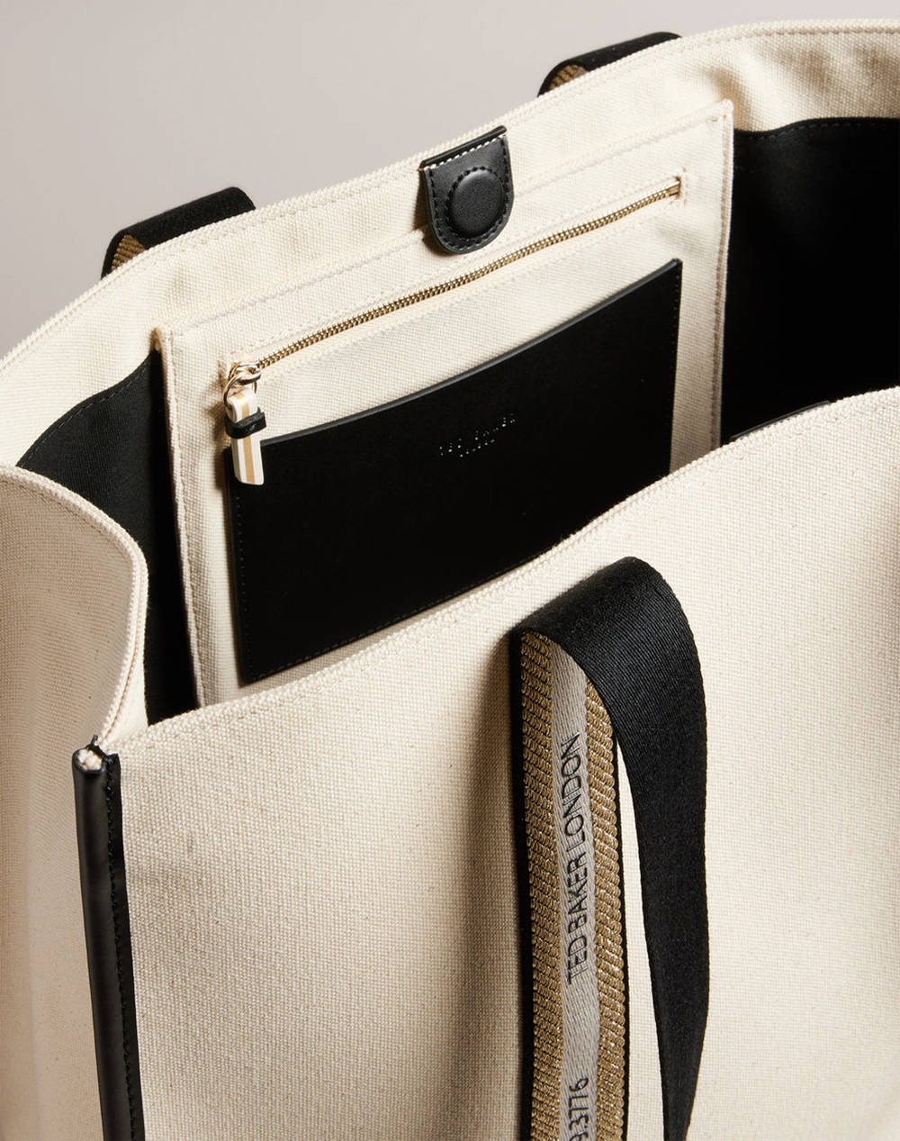 TED BAKER GEORJEY Branded Webbing Canvas Tote (Dimensiuni: 14 x 36 x 45cm.)