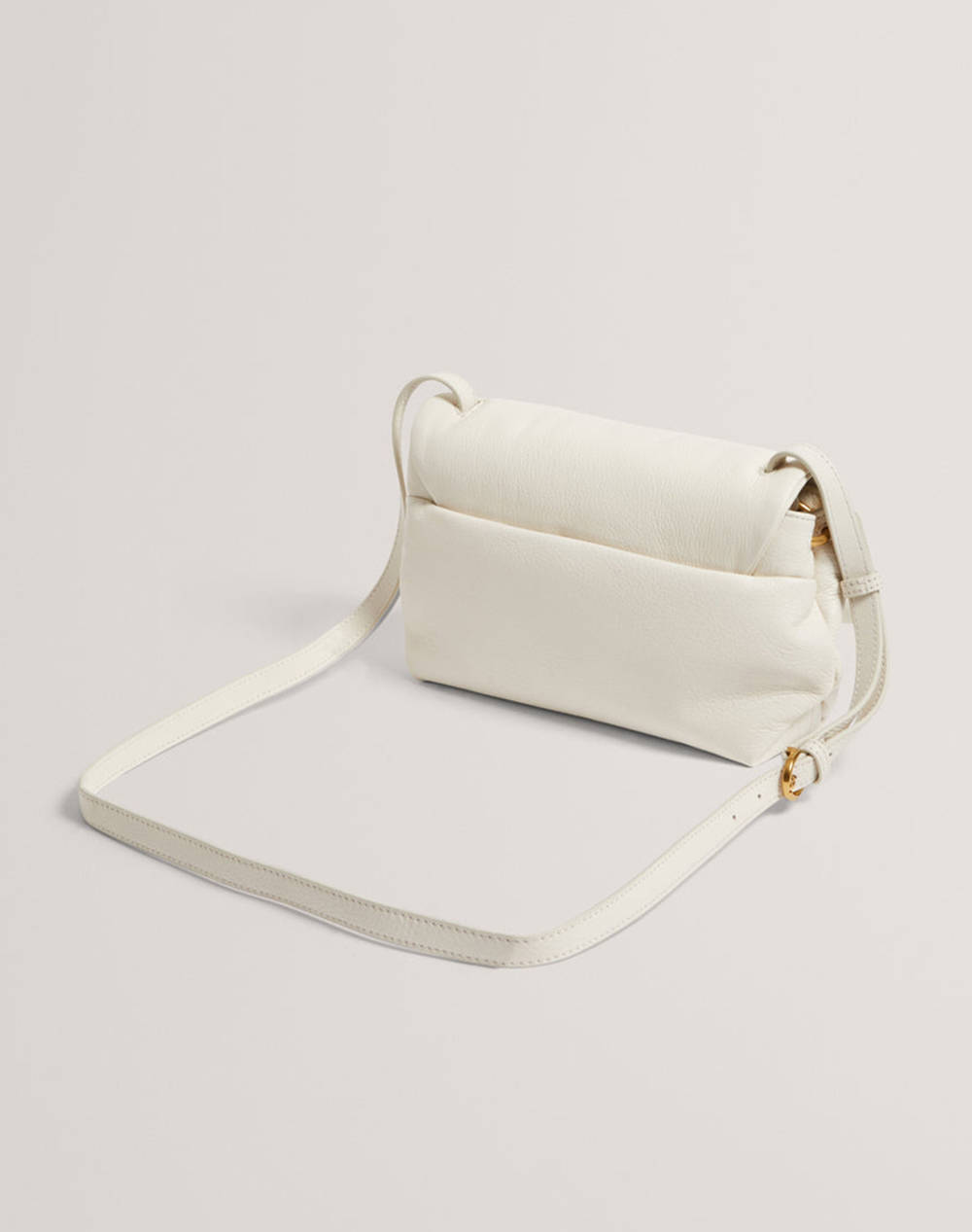 TED BAKER MARRISA Padded Leather Crossbody Bag (Dimensiuni: 22 x 16 x 7cm.)