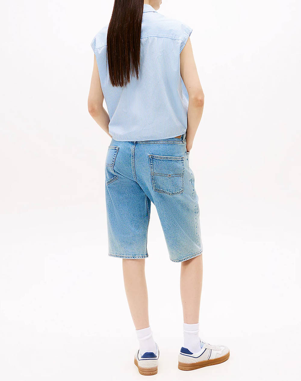 TOMMY JEANS TJW POPLIN FRONT KNOT SHIRT
