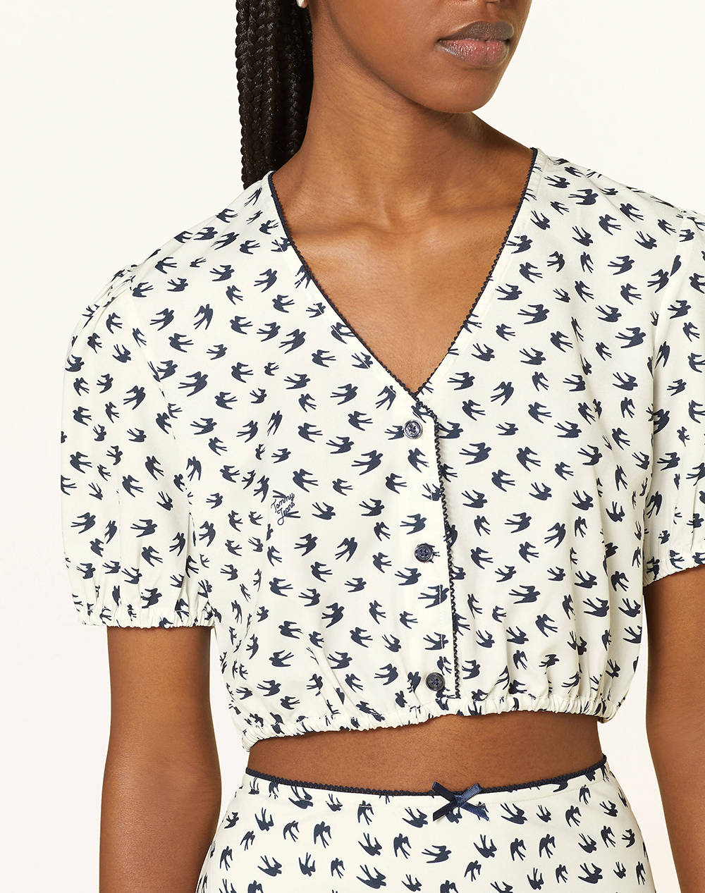 TOMMY JEANS TJW CRP AOP SS BLOUSE