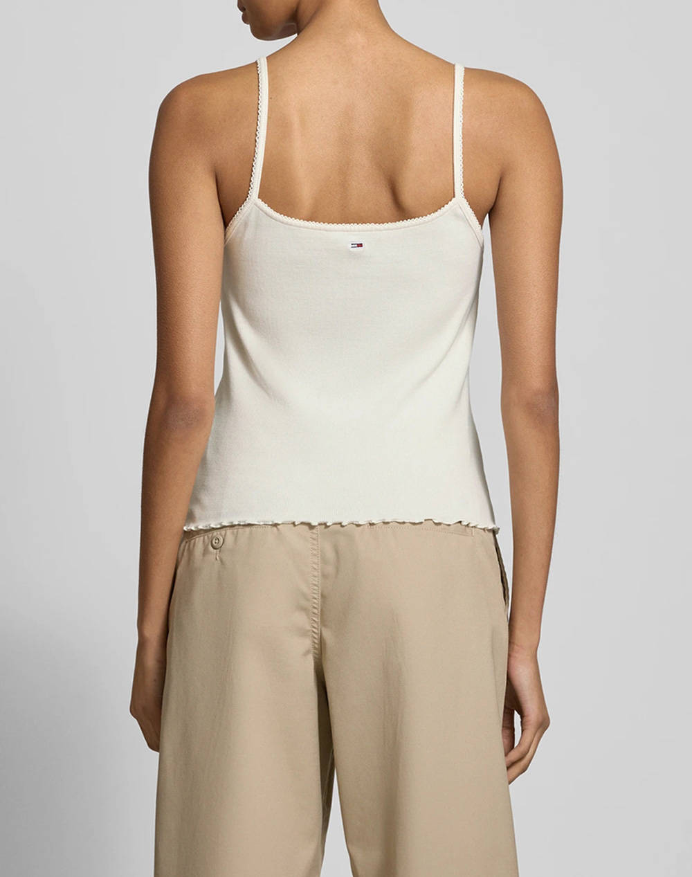 TOMMY JEANS TJW SLIM SCALLOP RIB TOP