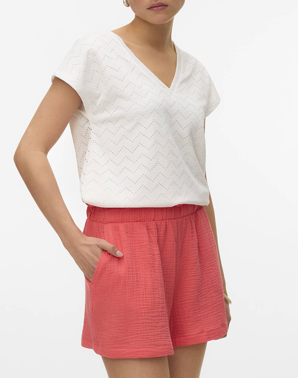 VERO MODA VMTHAS SS V-NECK TOP JRS GA VO