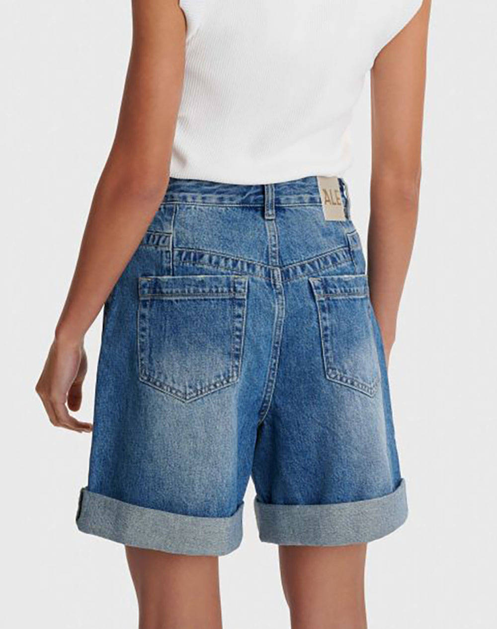 ALE PANTALONI SCURTI