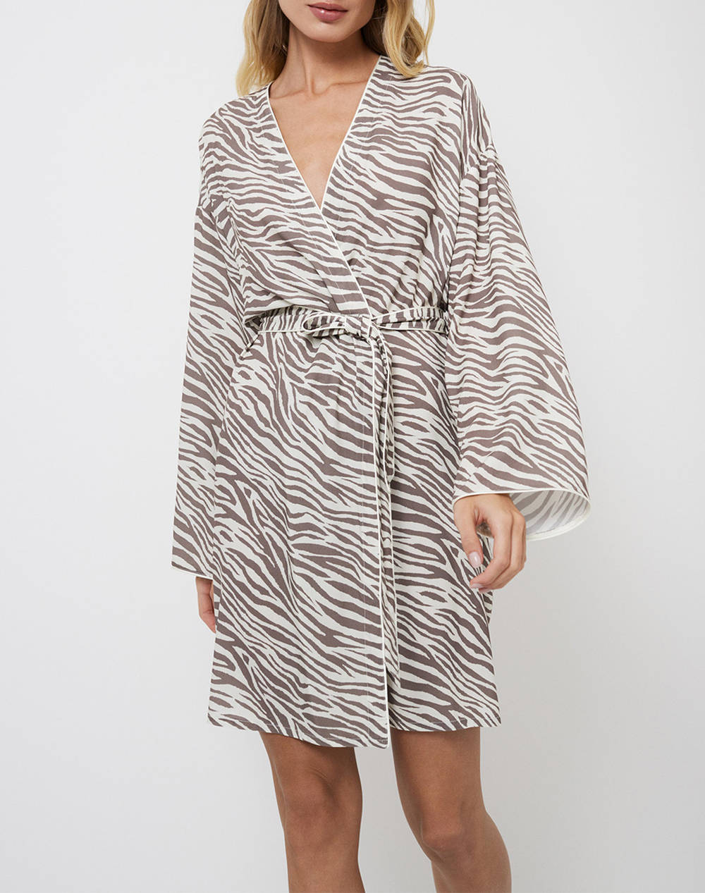 ARUELLE Manuela gown ss25