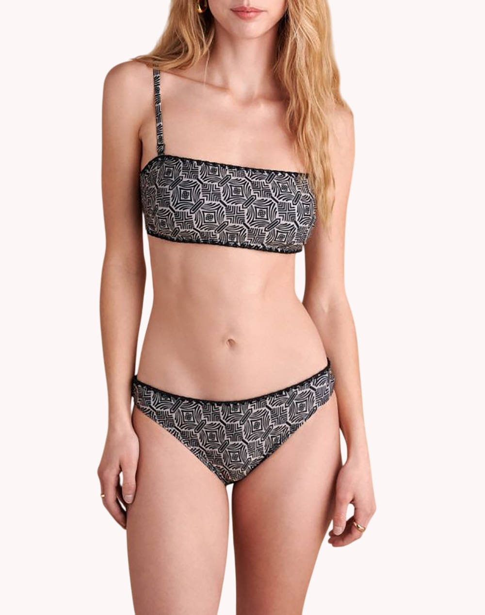 ATTRATTIVO BIKINI