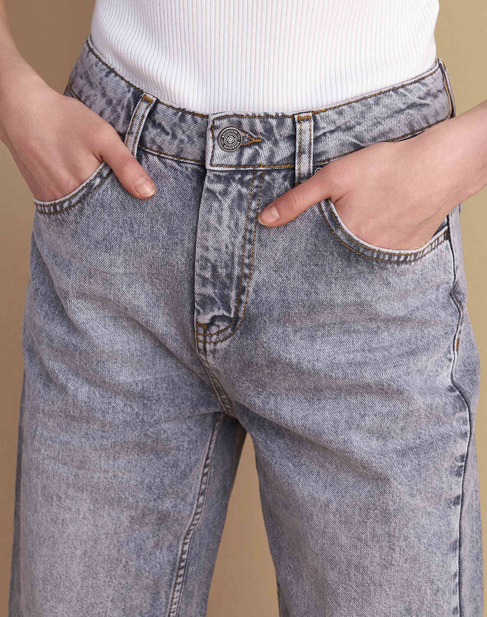 ATTRATTIVO PANTALONI