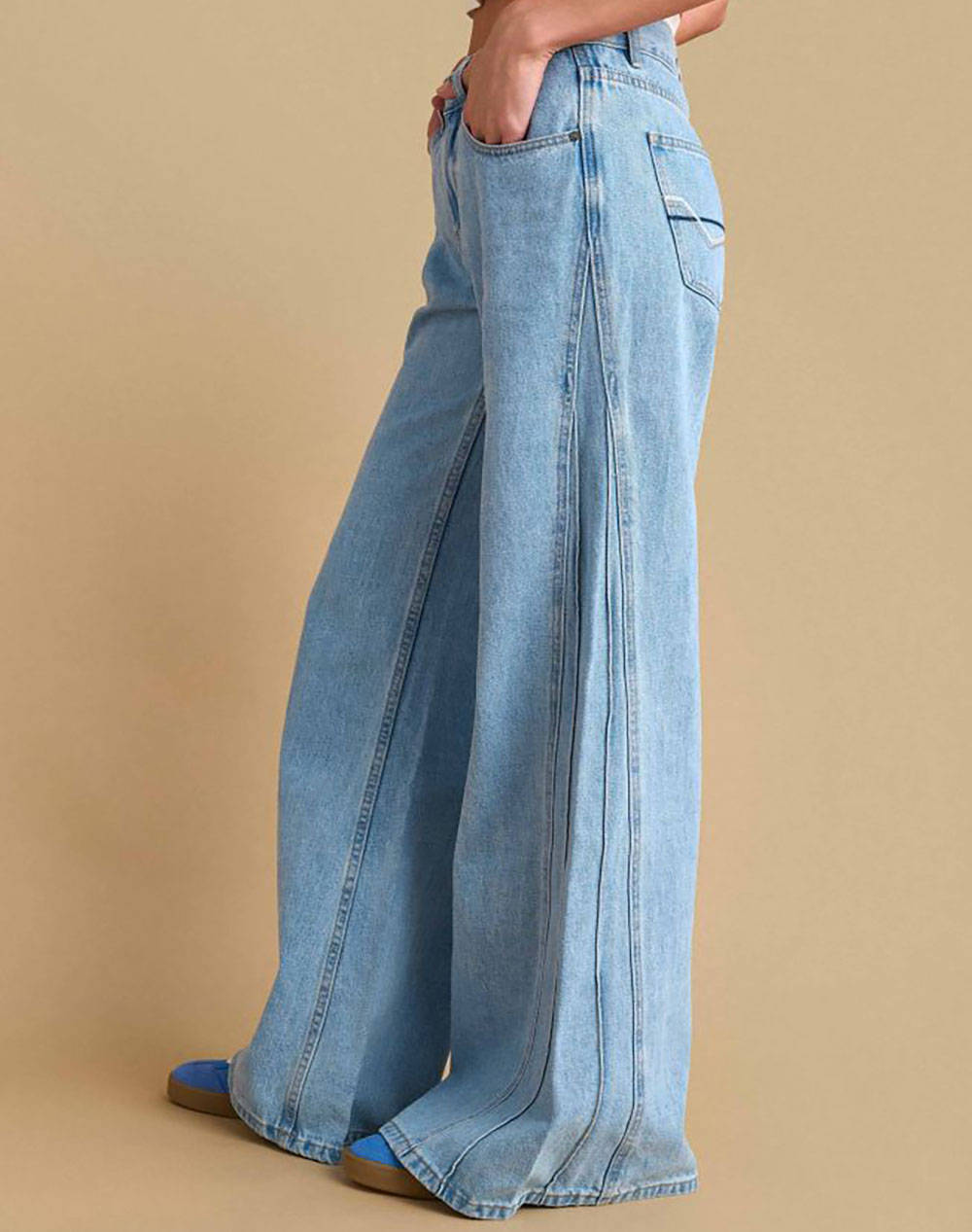 ATTRATTIVO PANTALONI