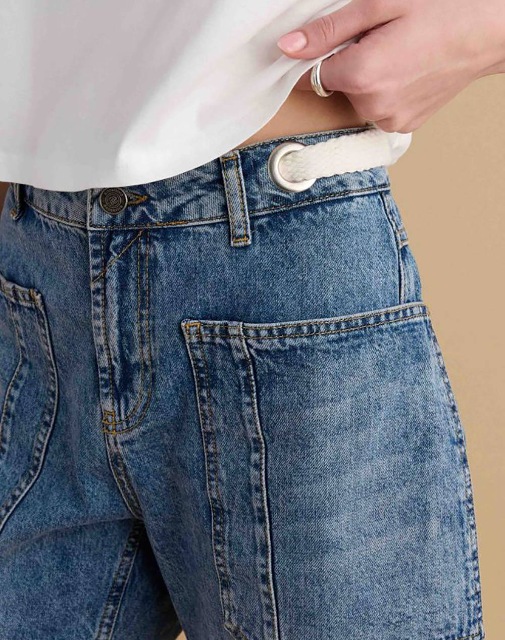 ATTRATTIVO SHORTS