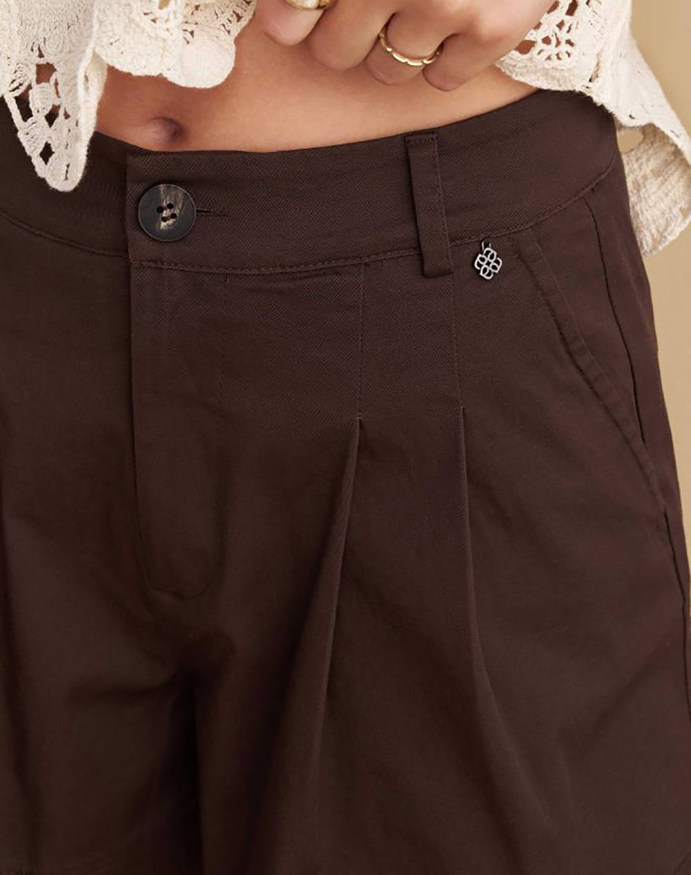 ATTRATTIVO SHORTS