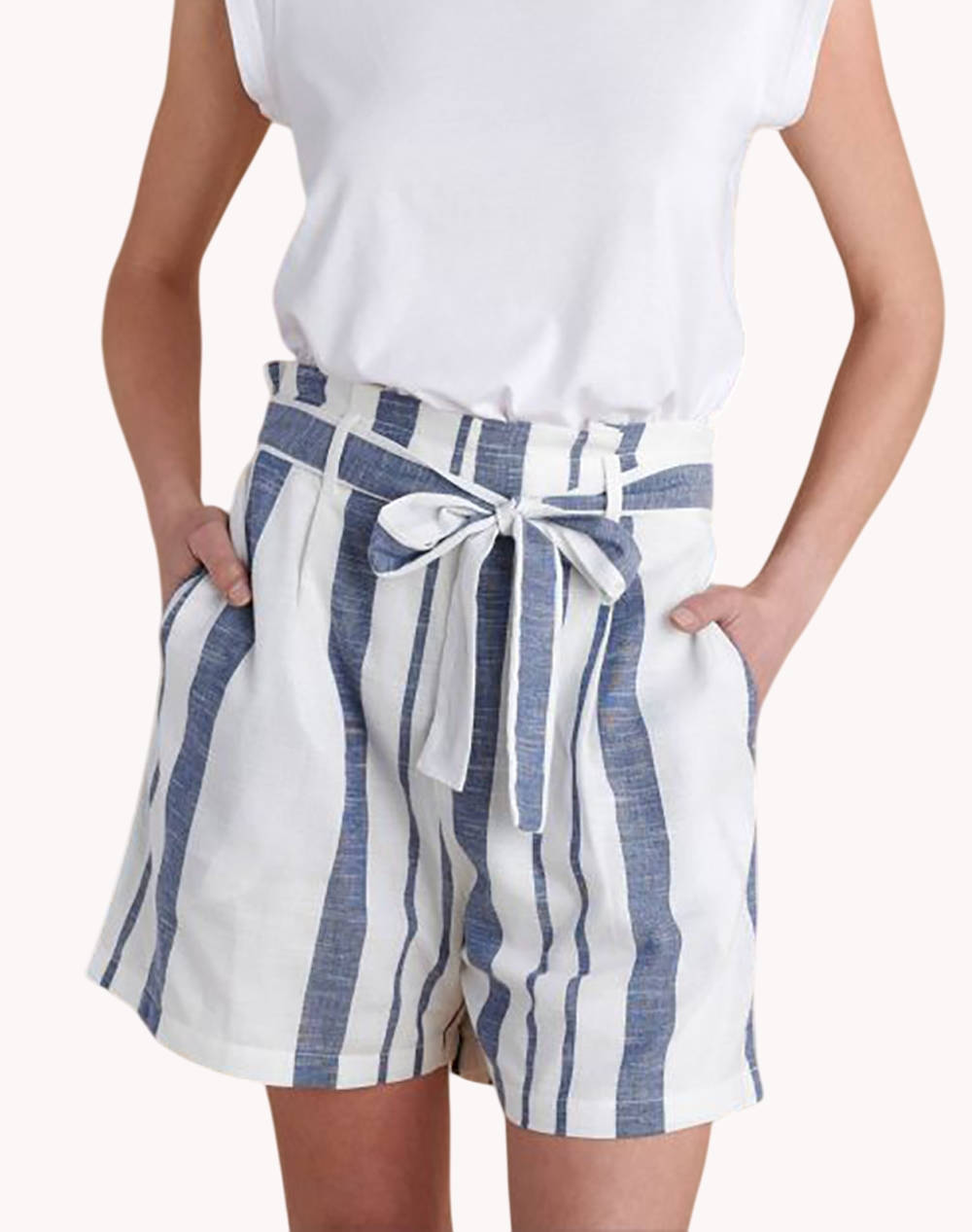 ATTRATTIVO SHORTS&CUREA