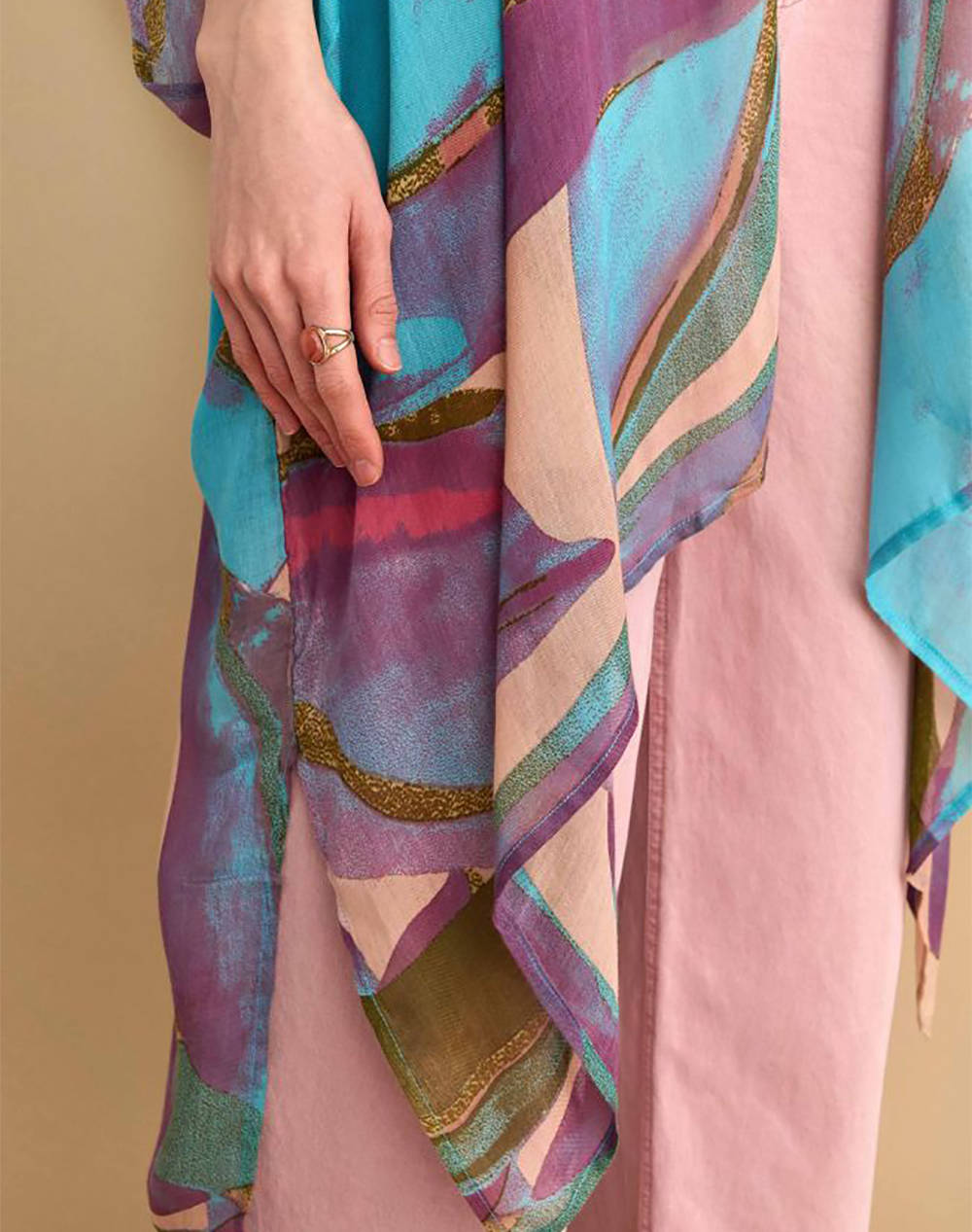 ATTRATTIVO KIMONO