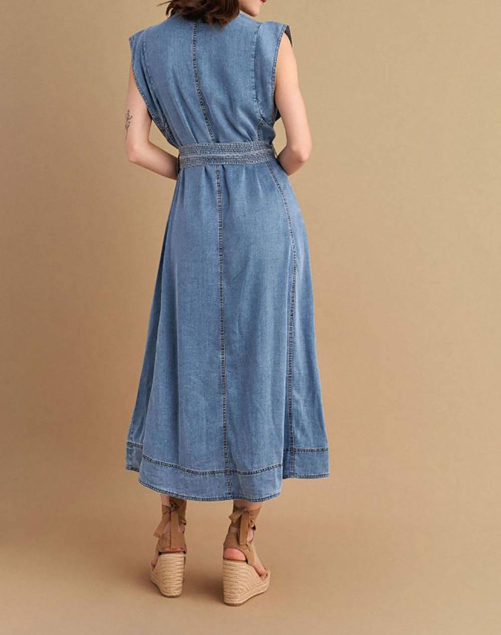 ATTRATTIVO ROCHIE