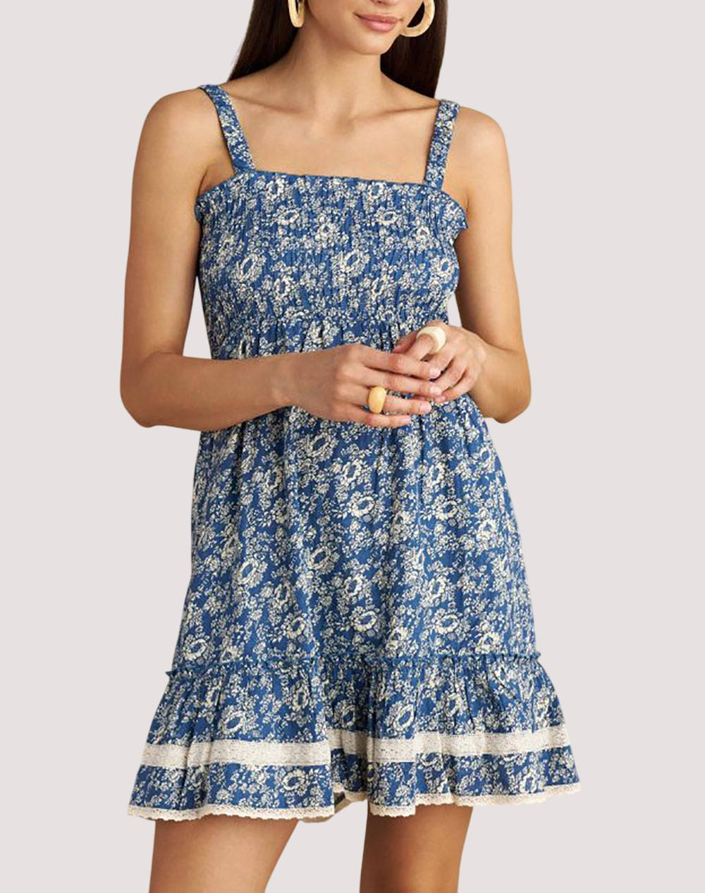 ATTRATTIVO ROCHIE