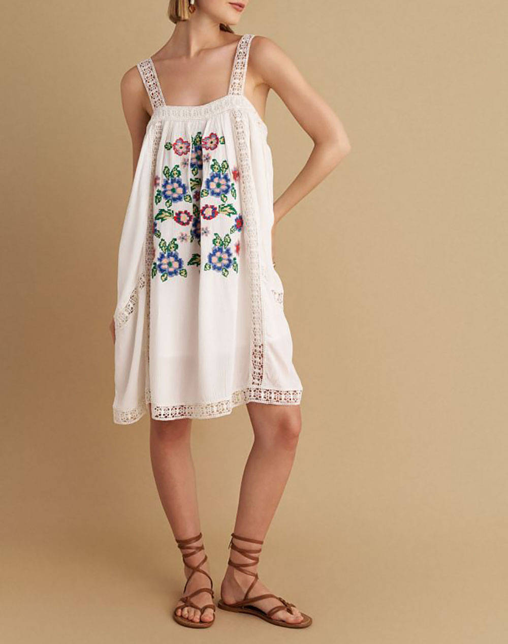 ATTRATTIVO ROCHIE