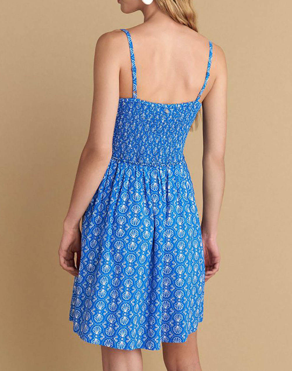 ATTRATTIVO ROCHIE