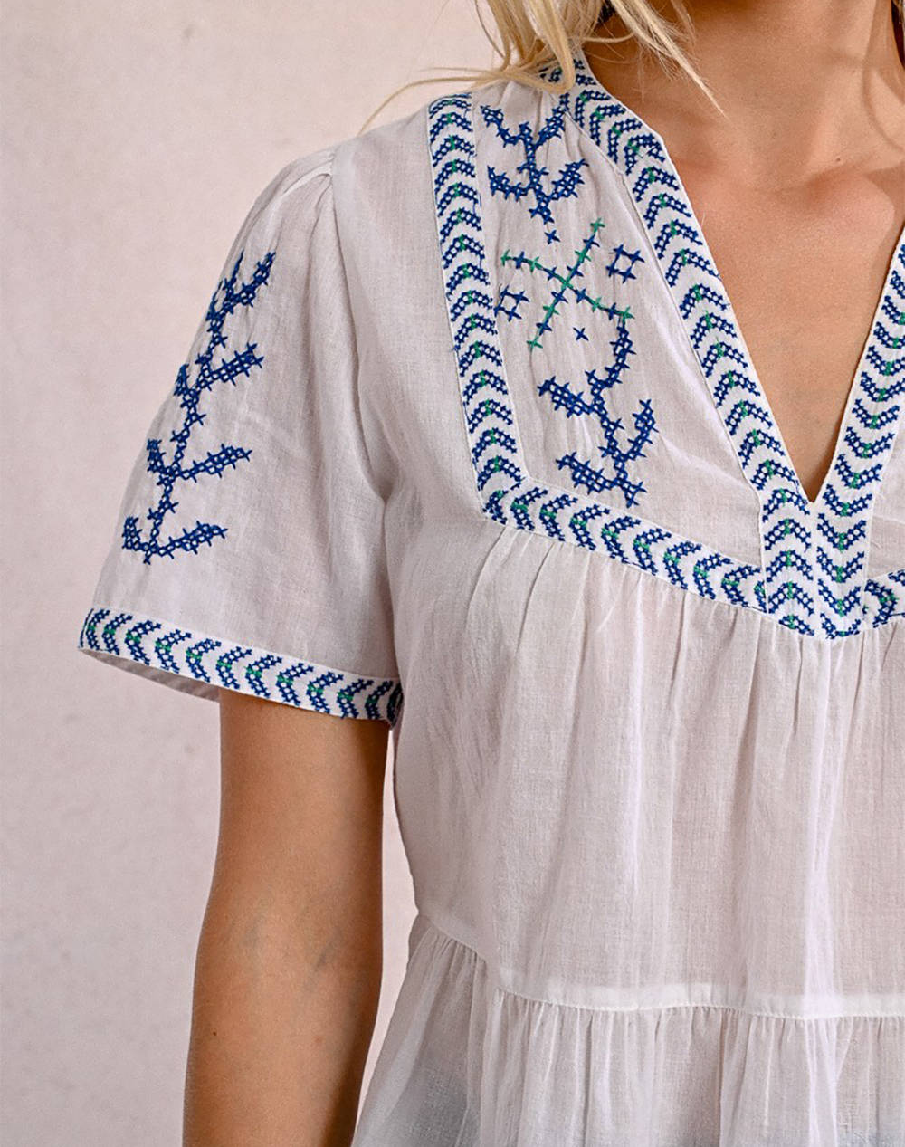 MOLLY BRACKEN LADIES WOVEN TOP