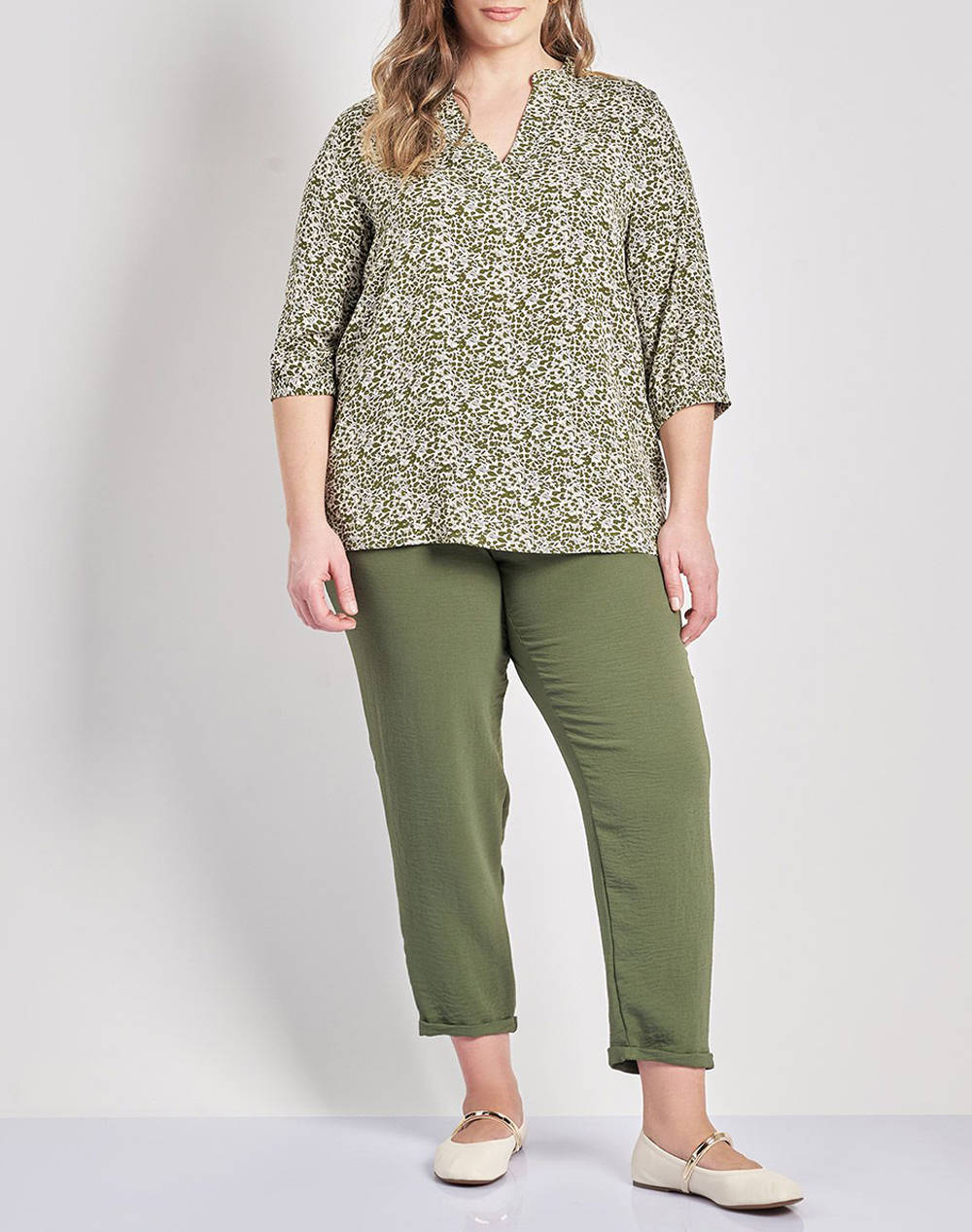 PARABITA Bluza din vascoza cu imprimeu floral cu V