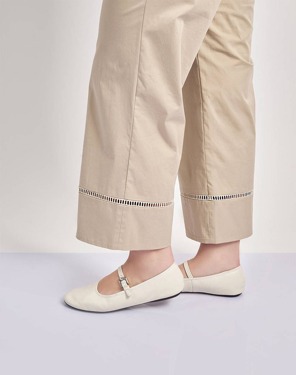 PARABITA Pantaloni cropped trench cu broderie