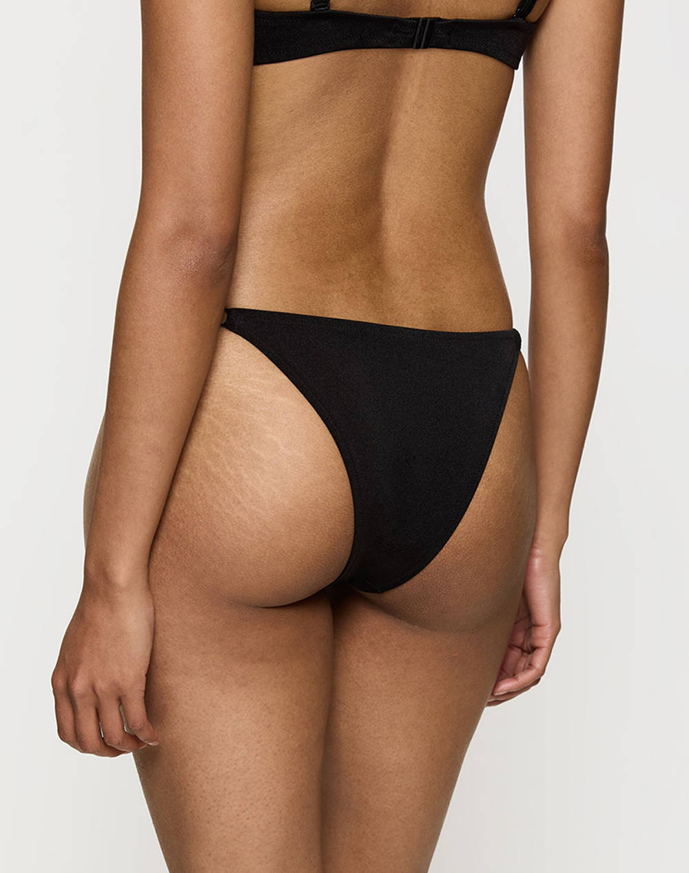 TRIUMPH Midnight Swim Rio