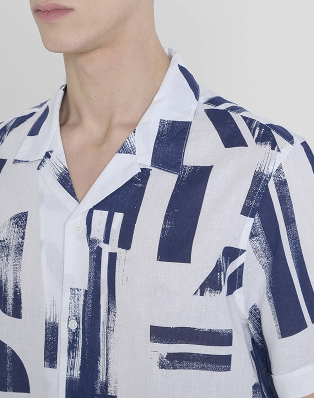 ANTONY MORATO MMSS00171FA430643 MIN OF 6 SHIRT HONOLULU REGULAR STRAIGHT FIT IN PRINTED COTTON LINEN BLEND FABRIC WITH LOGOED METAL BADGE BLUZA DE BARBATI
