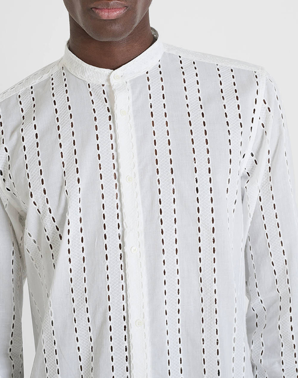 ANTONY MORATO MMSL00668FA440063 MIN OF 6 SHIRT MADRID REGULAR STRAIGTH FIT IN EMBROIDERED POPELINE COTTON FABRIC WITH LOGOED METAL BADGE CAMASA DE BARBATI