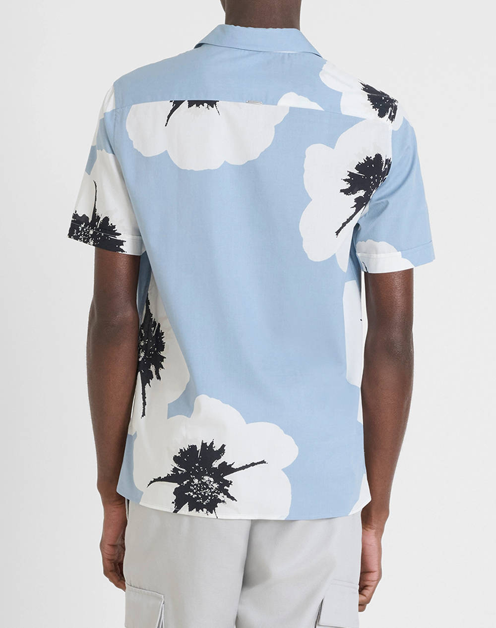 ANTONY MORATO MMSS00171FA430630 MIN OF 6 SHIRT HONOLULU REGULAR STRAIGHT FIT IN PRINTED COTTON VISCOSE BLEND FABRIC WITH LOGOED METAL BADGE BLUZA DE BARBATI