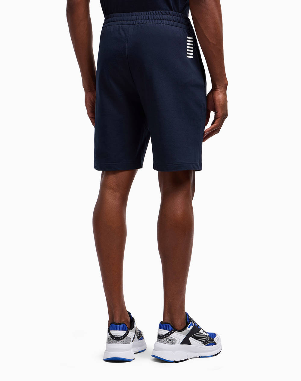 EA7 SHORTS
