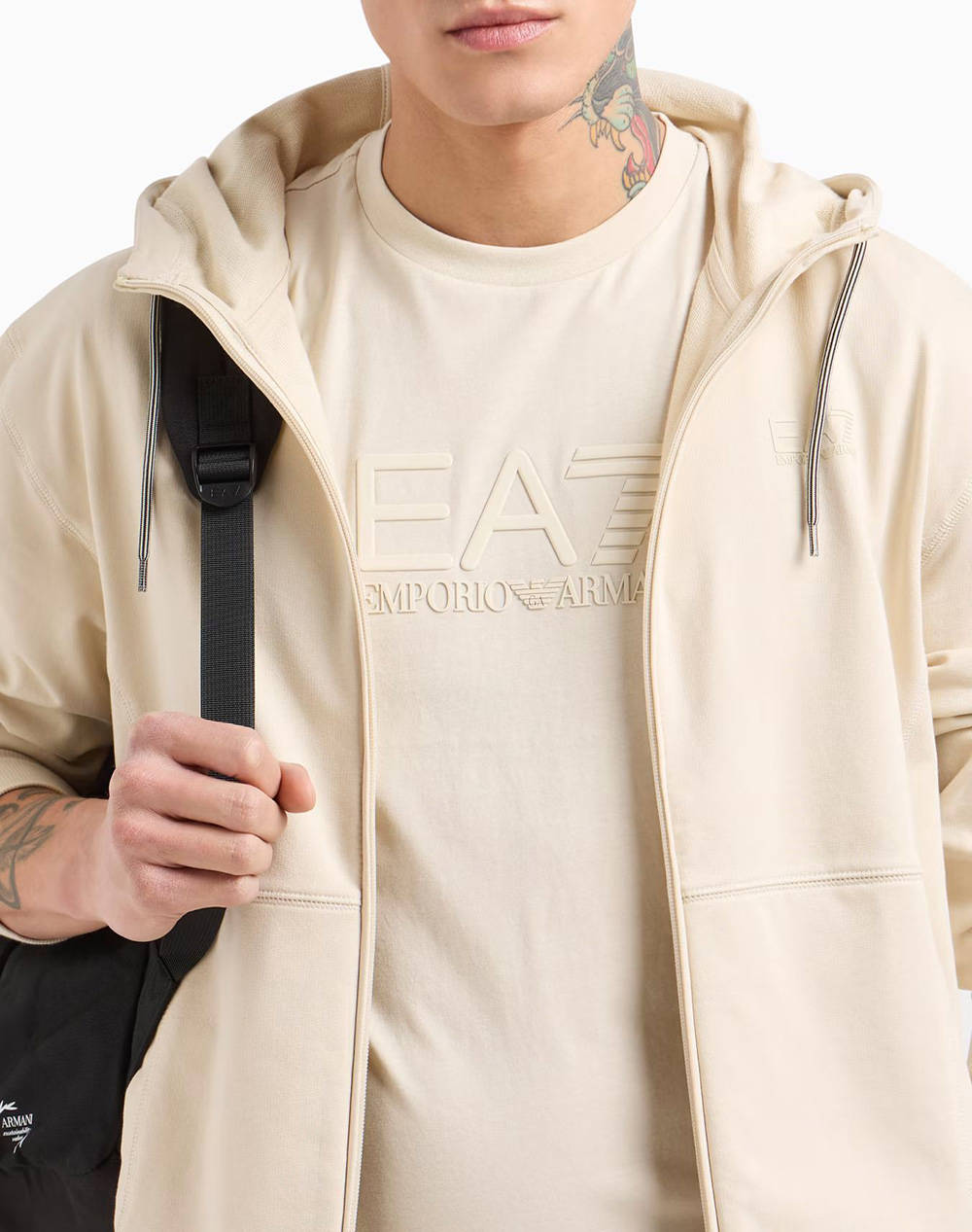 EA7 T-SHIRT