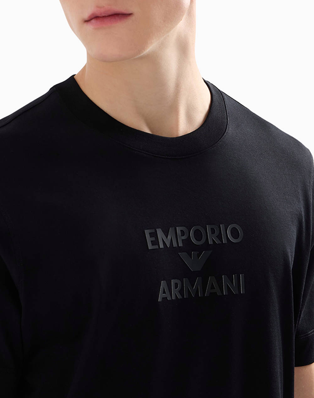 ARMANI T-SHIRT