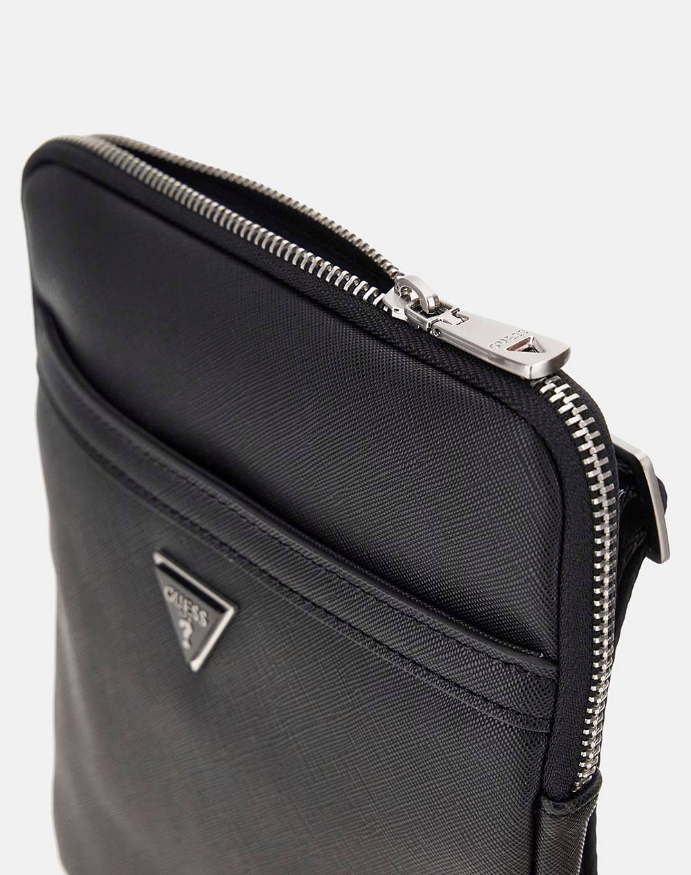 GUESS MILANO CROSSBODY FLAT GEANTA DE BARBATI (Dimensiuni: 19 x 23 x 2cm.)