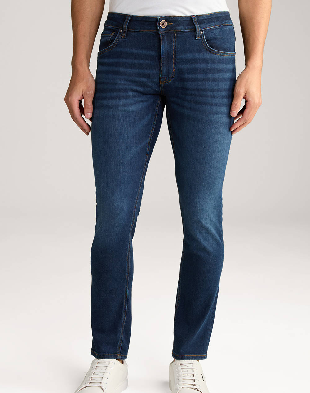 JOOP 15 Stephen_NOS 10014508 03