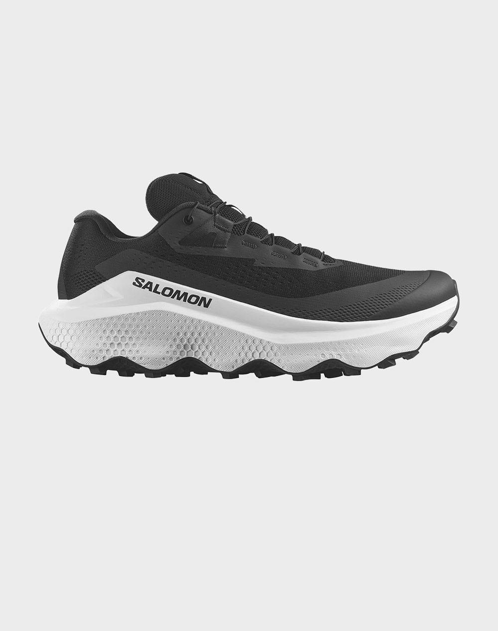SALOMON TRAIL RUNNING - ULTRA ULTRA GLIDE 3 BLACK / WHITE / BLACK INCALTAMINTE DE BARBATI